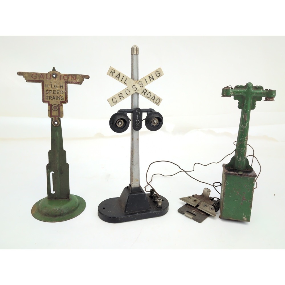 VTG Pre War Lionel Marx Green Double Street Lamp Post Crossing High Speed Sign